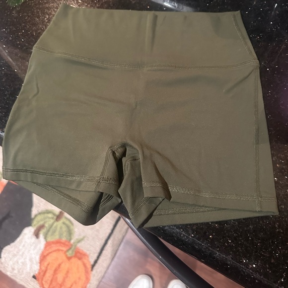 Fleo Olive Ascend Shorts - Picture 1 of 2